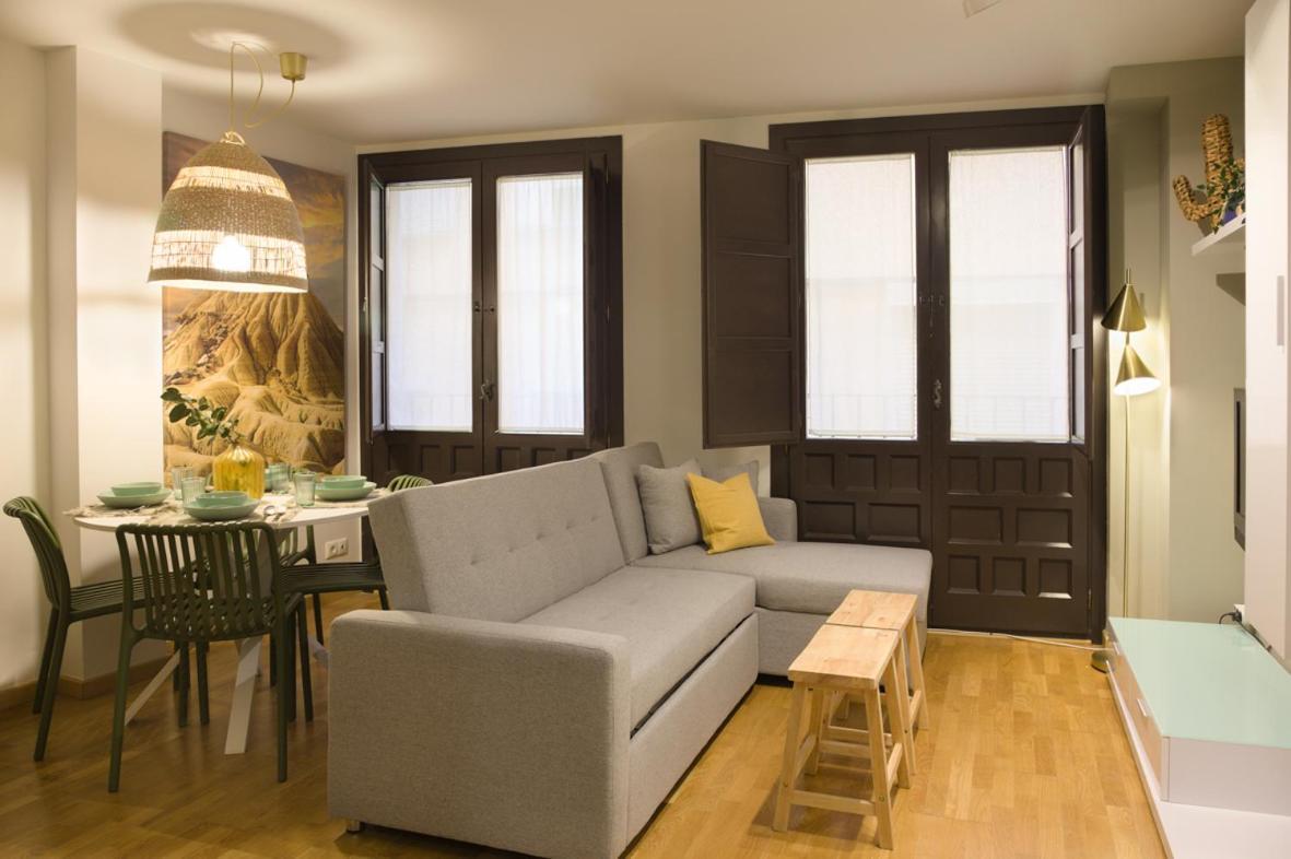 Apartamento Palacio Descalzos Tudela Esterno foto